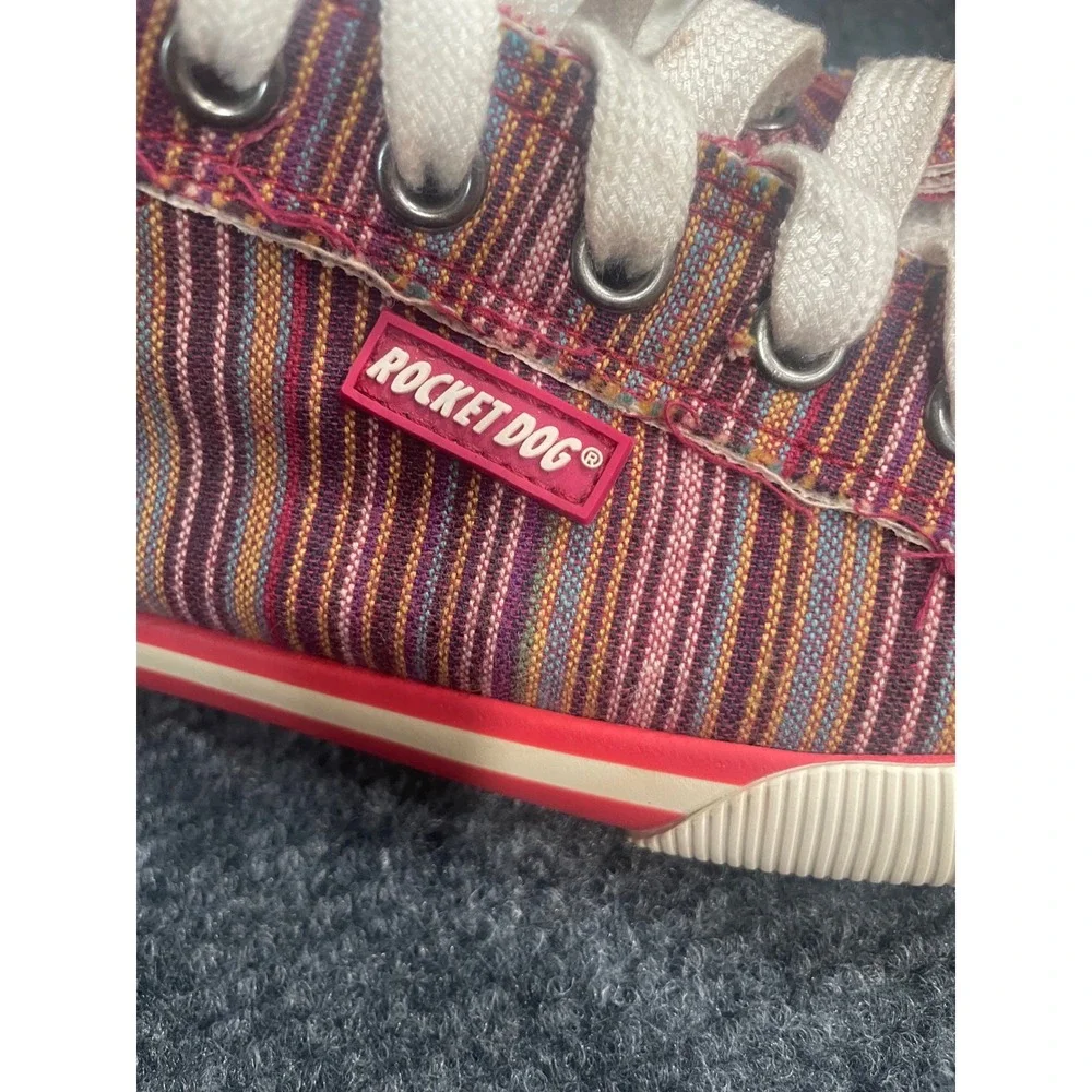Rocket Dog Jazzin Womens 9 Red Striped Frayed Canvas Low Top Sneakers C317/0519